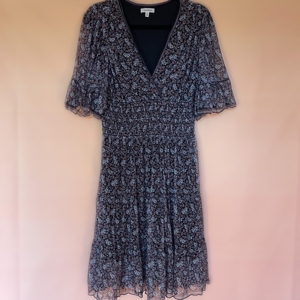 Max Studio Sheer Puffy Sleeve V Neck Dress Size Large